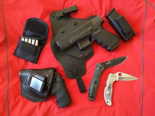 #DIGTHERIG – Vagh and his Glock 19 or Ruger LCR