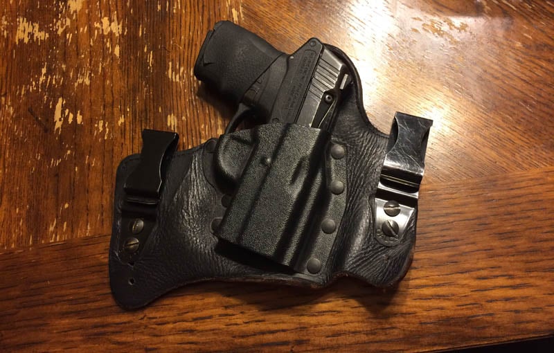 #DIGTHERIG – Steve and his Kel Tec PF9