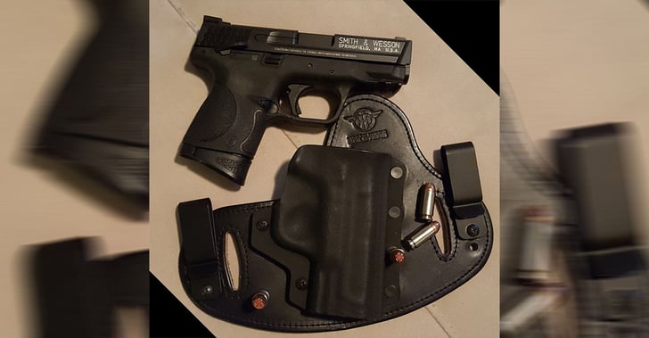 #DIGTHERIG – Matt and his Smith & Wesson M&P Compact .40 S&W