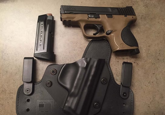 #DIGTHERIG – Cody and his Smith and Wesson M&P9c
