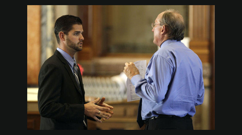 Surprise, Surprise, Iowa Residents: Iowa Bill Would Eliminate Background Checks, Allow Permitless Carry