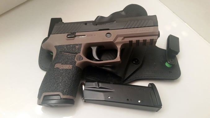 #DIGTHERIG – Jamie and his Sig Sauer P320