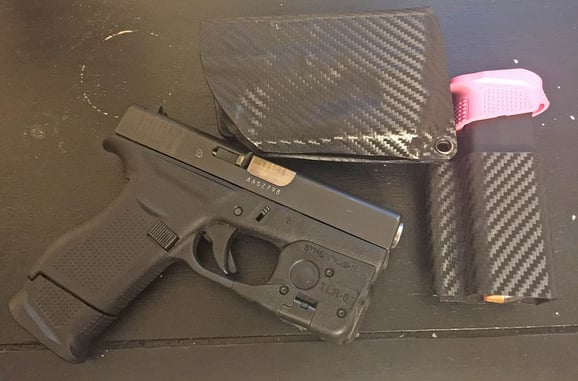 #DIGTHERIG – Alex and his Glock 42