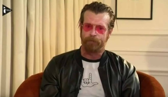 [VIDEO] Eagles Of Death Metal Frontman On Gun Control After Paris Attacks: “Did Your French Gun Control Stop A Single F***ing Person From Dying At The Bataclan?”