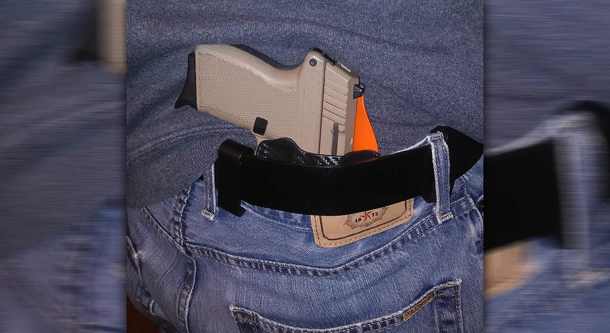 #DIGTHERIG – Jason and his KelTec P11