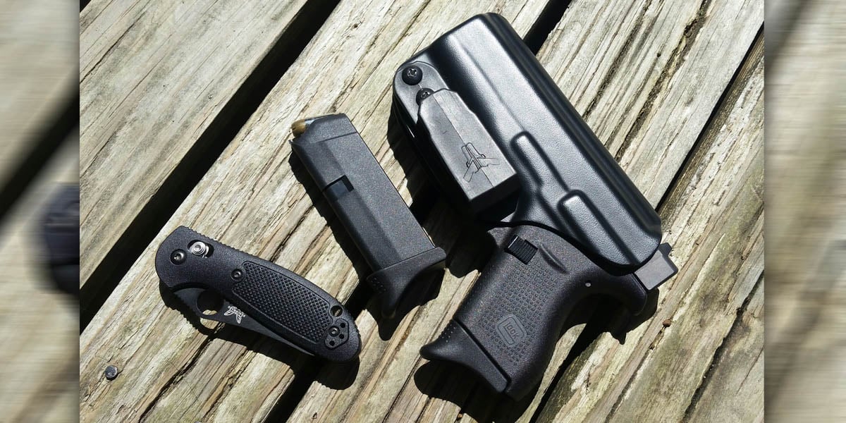#DIGTHERIG – Brittany and her Glock 42
