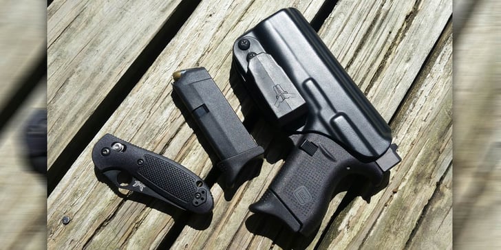 #DIGTHERIG – Brittany and her Glock 42