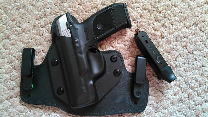 #DIGTHERIG – John and his Ruger SR40c