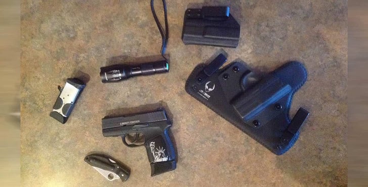 #DIGTHERIG – Jeff and his Sig P290RS Liberty