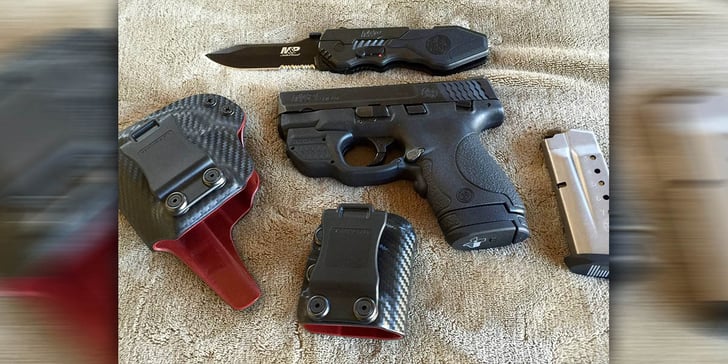#DIGTHERIG – Michael and his S&W M&P Shield 9mm in a Chase’s Custom Holster