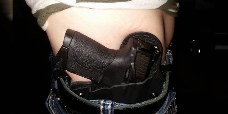 #DIGTHERIG – Amelia and her Smith & Wesson M&P9c
