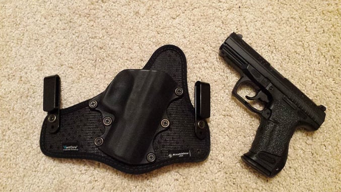 #DIGTHERIG – Kevin and his Walther P99 in a StealthgearUSA Holster