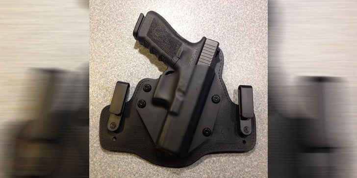 #DIGTHERIG – Sam and his Glock 17, 22 or 20 in a Techna Clip, Alien Gear Cloak Tuck 3.0, or Custom OWB Kydex