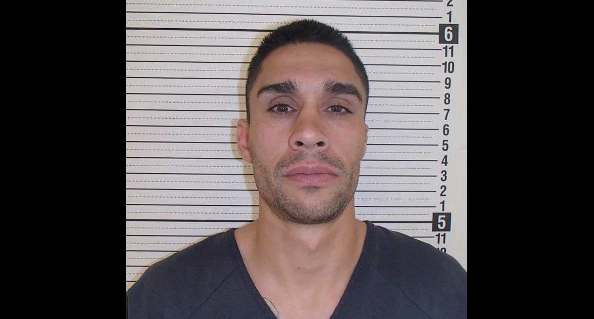 Nighttime Intruder Shot In Face By Homeowner, Immediately Regrets His Decision