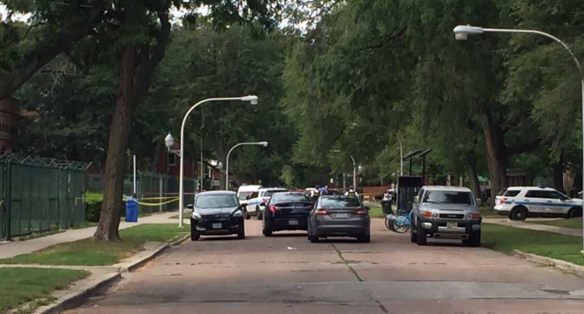 Retired Chicago Police Commander Wounded After Fighting Back Against Home Intruder