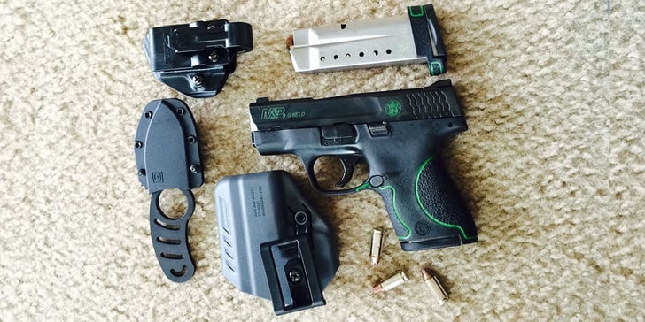 #DIGTHERIG – JD and his S&W M&P Shield 9mm in a Blackhawk Holster