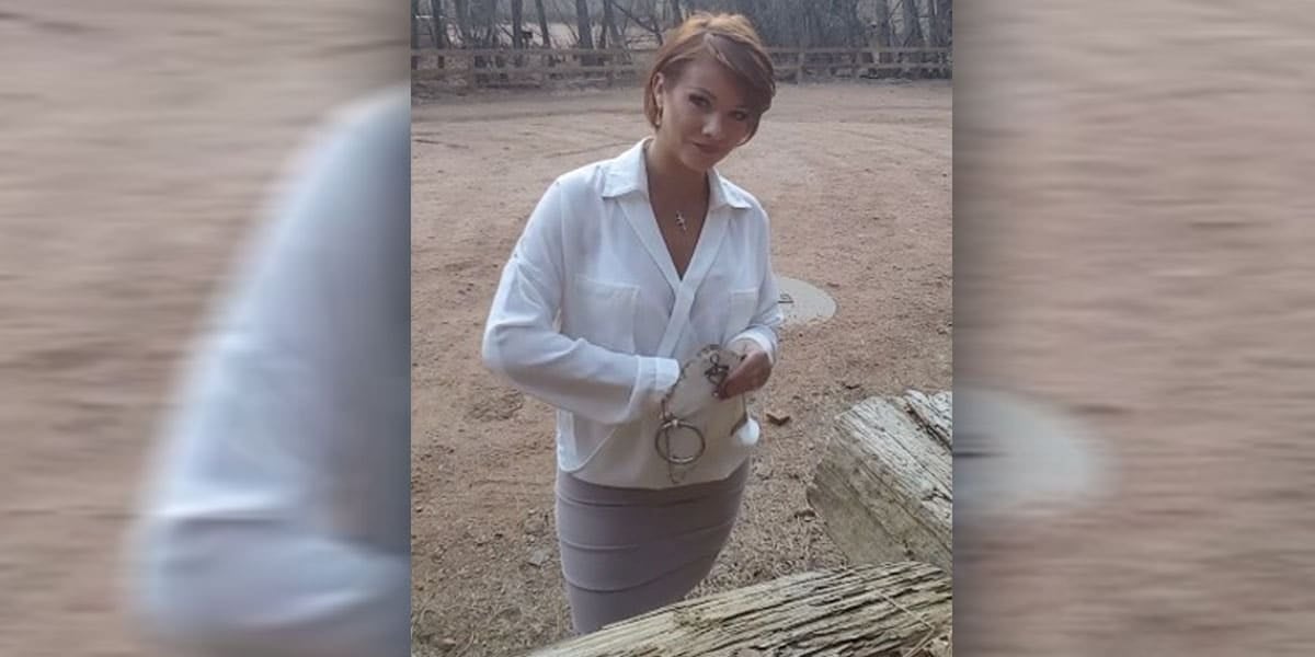 [VIDEO] Guess How Many Guns & Accessories This Woman Is Successfully Concealing