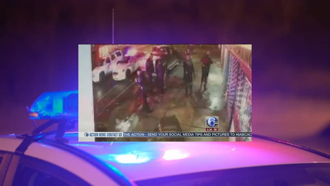 [CCW IN ACTION] Concealed Carrier Ambushed Outside Chinese Take-Out; Runs To Avoid Fight But Is Pursued And Forced To Defend Himself