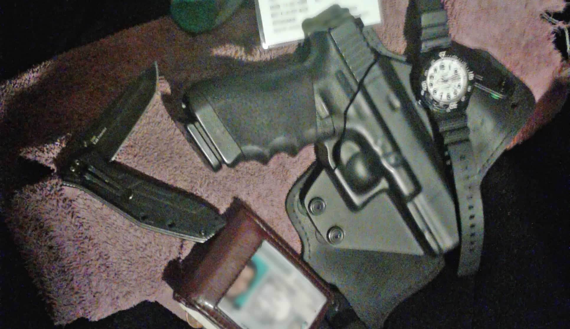 #DIGTHERIG – Rory and his Glock 22 in an Alien Gear Holster
