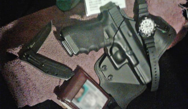 #DIGTHERIG – Rory and his Glock 22 in an Alien Gear Holster