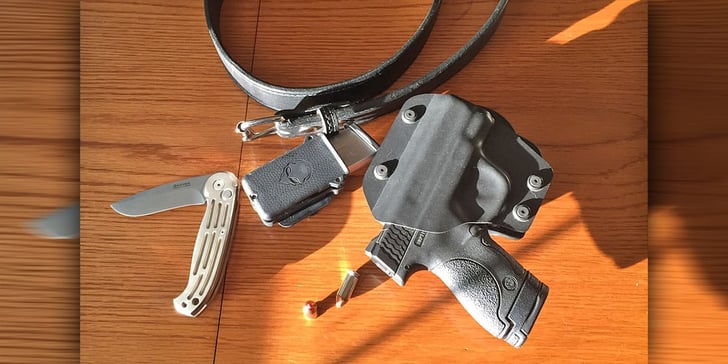 #DIGTHERIG – Steve and his Smith & Wesson M&P Shield 40 in an Alien Gear Holster