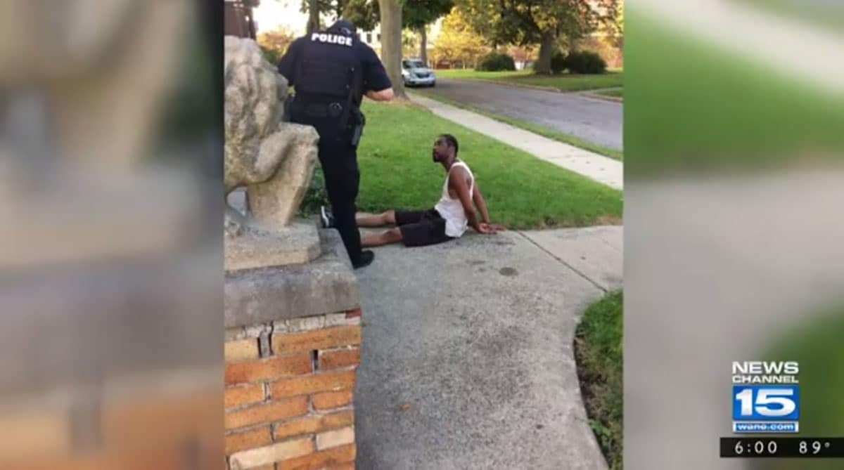 Man Held At Gunpoint For Police After Robbing Dollar Store
