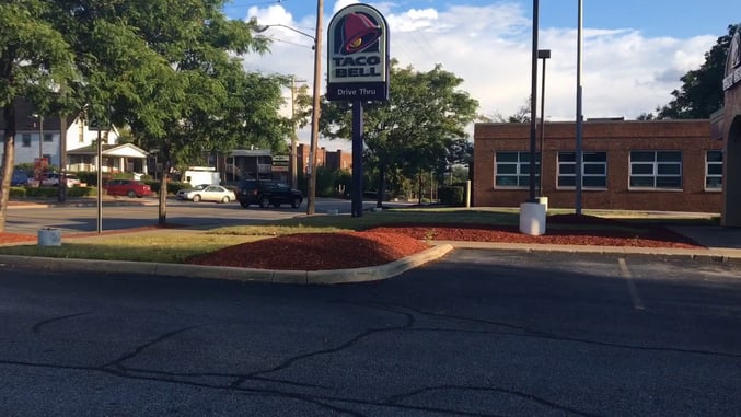 Three Armed Taco Bell Employees Open Fire On Armed Robbers