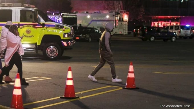 NY Mall Evacuates After Gun Goes Off Inside Store