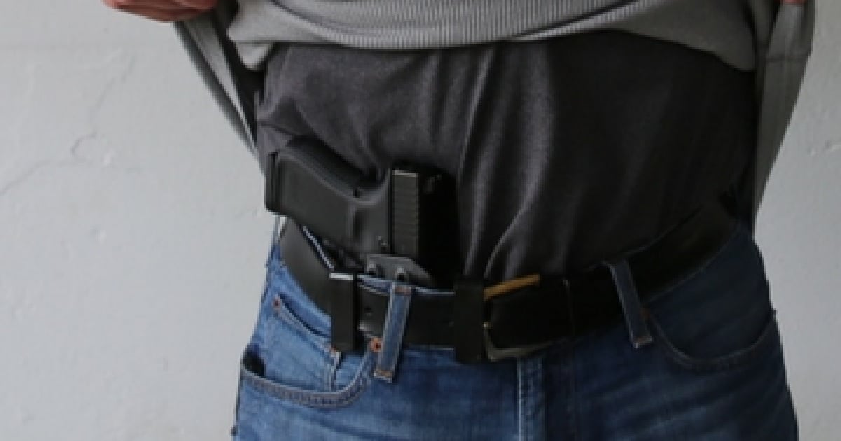 Chicago Concealed Carrier Shoots Man Trying To Rob Him
