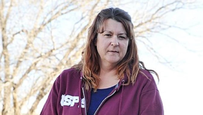 BAD FORM: House-Sitter Pulls Sanity-Defying Move on Postal Worker