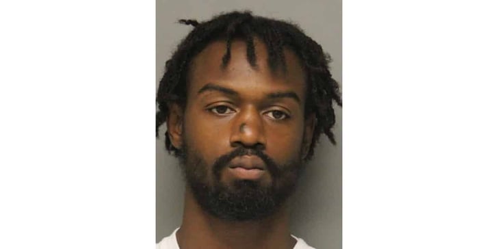 Victim and Burglar Shot in Delaware Home Invasion