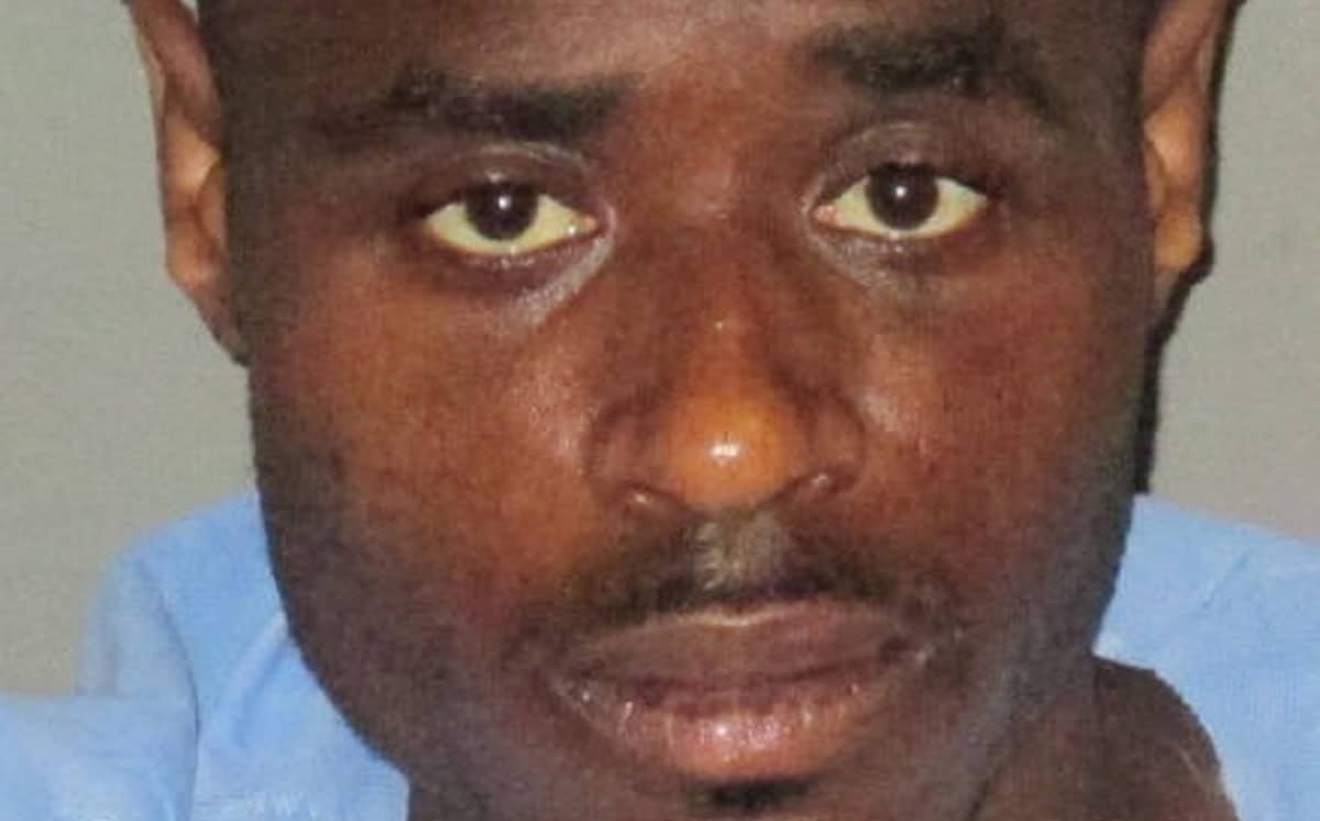 Brazen Thug Attempts Home Invasion, Armed Homeowner Gives Him a Few New Piercings