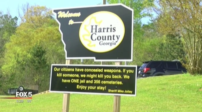 Sheriff’s New Sign Has People Talking, And Bad Guys Thinking Twice