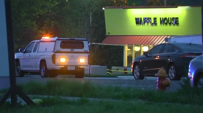 WHY WE CARRY: Gunman Kills 4, Injures 7 Inside Waffle House, Suspect Remains On The Loose