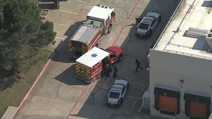 *Update* Two Police Officers Shot In Dallas Home Depot, Gunman Captured