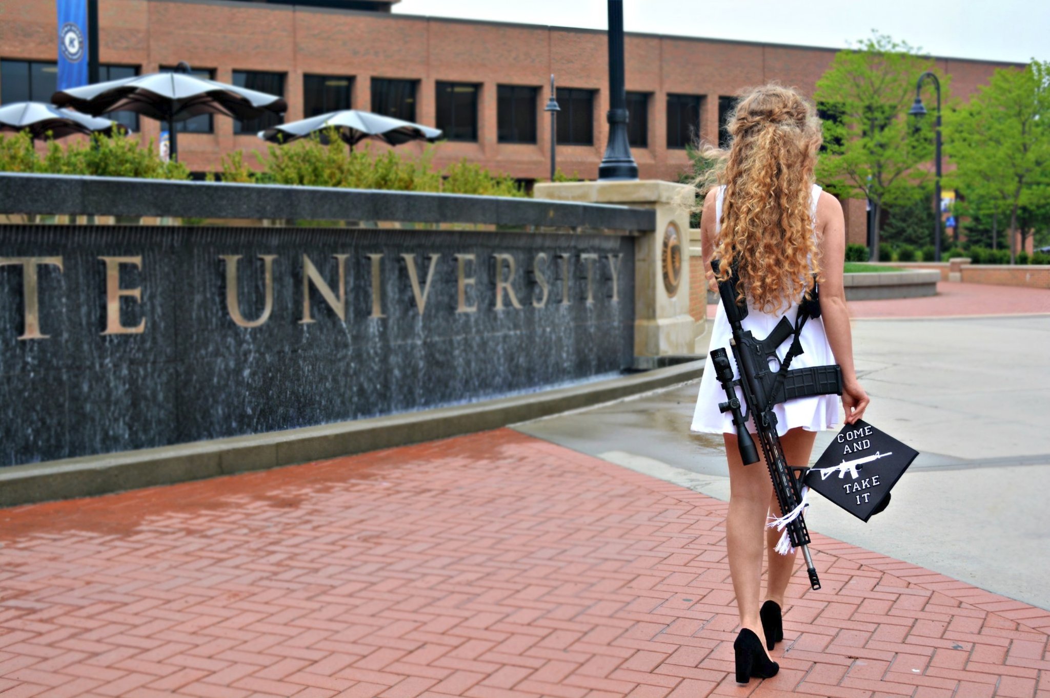 Kent State Graduate Poses With Rifle On Campus And The Internet Is Losing It
