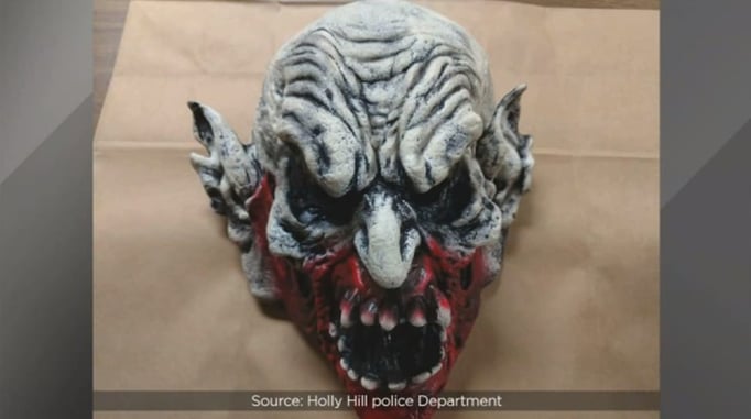 *WATCH* Pizza Shop Employee Attacked By Man In Clown Mask, Shoots And Kills Him In Self-Defense