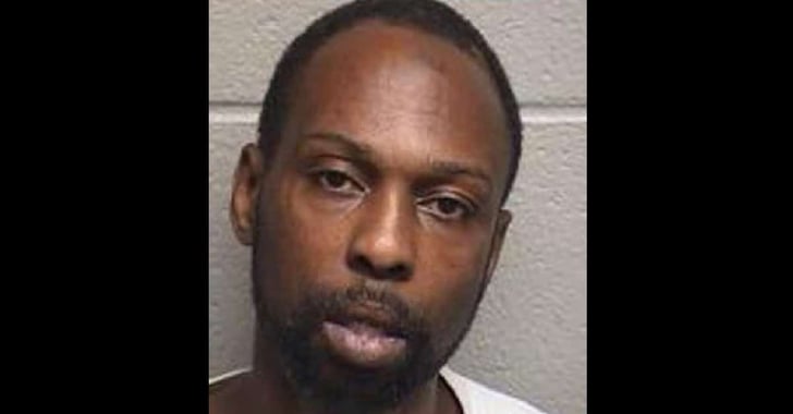 ARMED ROBBER FAIL, UNARMED CLERK WIN: Robber Caught After Receiving Wound to His Legs With His Own Gun