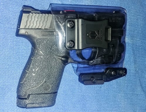 #DIGTHERIG – SoCalJack and his Smith & Wesson Shield 9mm in a Freedom Holsters Holster