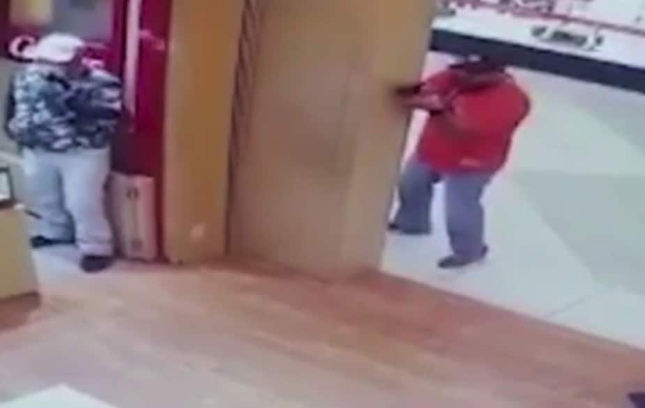 McAllen, TX Mall Robbery Mystery Man: Armed Citizen or Plain Clothes Cop?