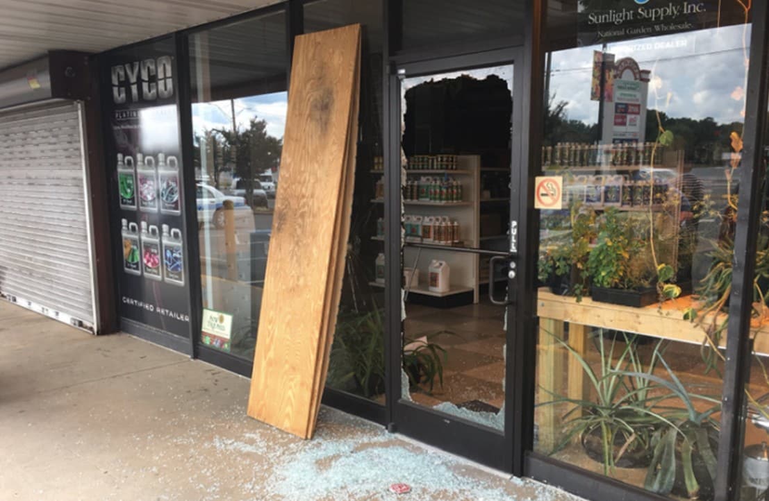 Store Owner Sees Robbery On Camera At Home, Goes To Store, Shoots And Kills Robbery Suspect