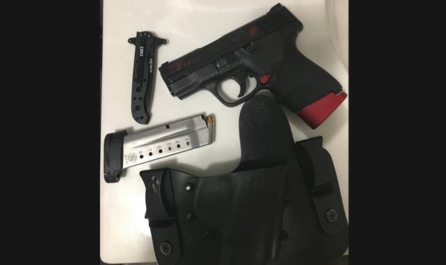 #DIGTHERIG – Brett and his Smith & Wesson M&P Shield in a CrossBreed Holster