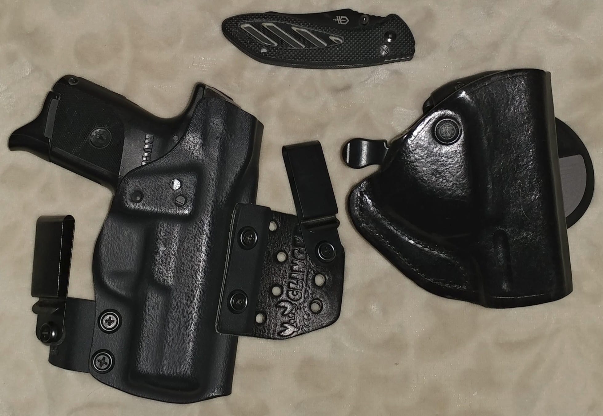 #DIGTHERIG – Jesse and his Ruger SR9c in a Clinger Holster