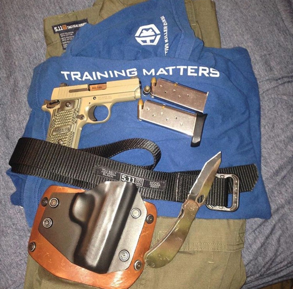 #DIGTHERIG – Ryan and his Sig Sauer P938 in an Alien Gear Holster