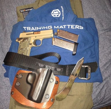 #DIGTHERIG – Ryan and his Sig Sauer P938 in an Alien Gear Holster