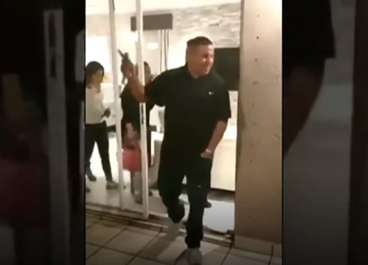 [WARNING: GRAPHIC] Man Shot While Attending Family Party In Miami, No One Knows Where The Bullet Came From