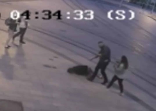 [WARNING: GRAPHIC] Man Trying To Protect Women Dies From Kick To Head