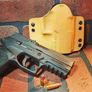 #DIGTHERIG – Rob and his Sig Sauer P320 in a RCL Holster