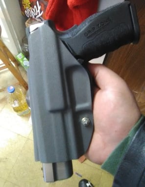 #DIGTHERIG – Tyler and his Springfield XD Mod.2 in a Handmade Holster
