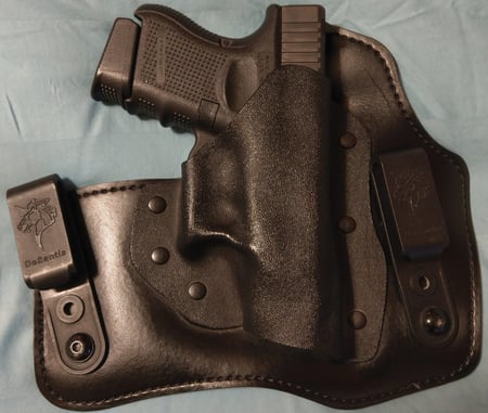 #DIGTHERIG – D. J. and his Glock 26 in a DeSantis Holster